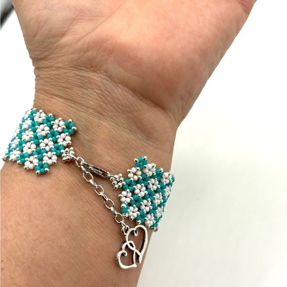 Hand Crafted Beaded Checkerboard Bracelet Aqua White - Picture 9 of 11